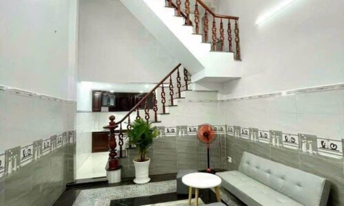 Định cư nên cần sang gấp nhà QL50 sổ hồng riêng giấy tờ đầy đủ