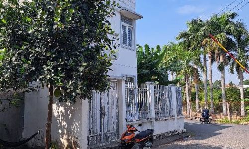 CHỦ BÁN GẤP NHÀ KHU BIỆT THỰ Q9 LÔ GÓC MUA ĐẤT TẶNG NHÀ 80M2 4 TỶ
