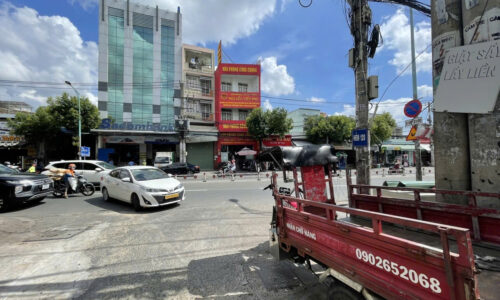NHÀ ĐẸP 64M HẺM CHUẨN 4M NGAY NGÃ TƯ BỐN XÃ, 3 LẦU BTCT MÀ GIÁ CHỈ NHỈNH 5T