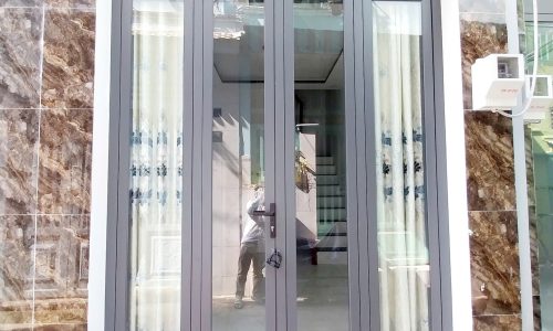 Bán nhà nguyên căn