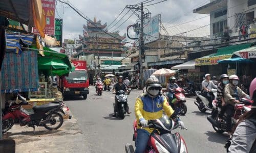 BÁN NHÀ MẶT PHỐ CHỢ ĐANG KINH DOANH HIỆU QUẢ