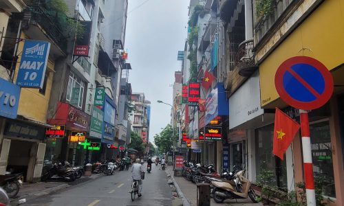 30M LÊ LỢI, HÀ ĐÔNG – NGÕ THÔNG – KINH DOANH