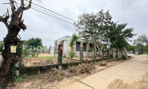 Cần bán lô đất nền 960m2 hai mặt kiệt tặng nhà mái thái .phường điện bàn đông .thành phố đà nẵng